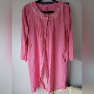 Polka dot nightgown